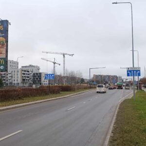 Pilaitės pr. / Pervalkos g. (link centro)