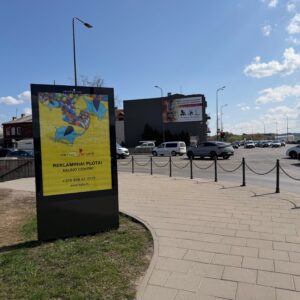 Karaliaus Mindaugo pr. 12 / Birštono g. (link Akropolio)