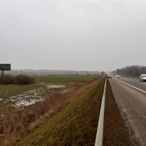 Kaunas-Vilnius (33 km. nuo Kauno,kairė) Antakalnis