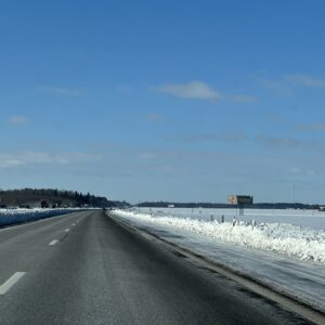 Kaunas-Klaipėda 85 km., šalia Raseinių deš.