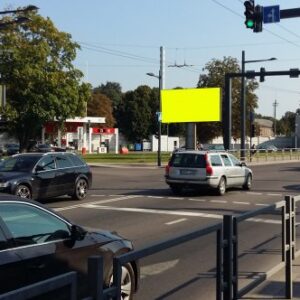 Juozapavičiaus pr. / Geležinkelio g. ( nuo centro)
