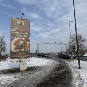 Jotvingių g. / Kuršių g. sankirta (link Megos)